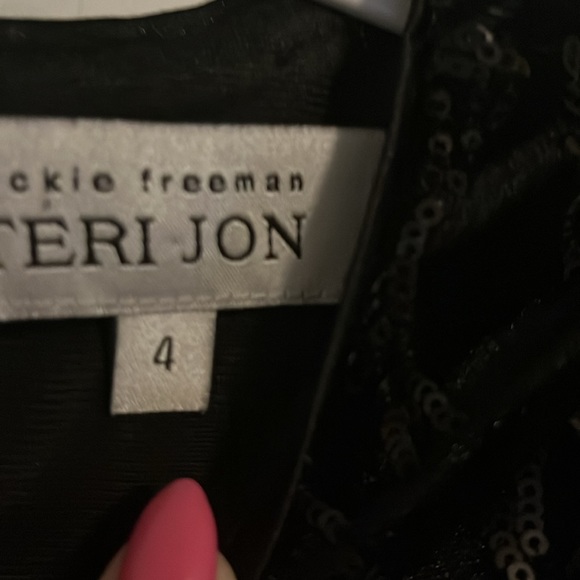 Teri Jon black Sequined Cold Shoulder Velvet Dress size 4 - Picture 9 of 13